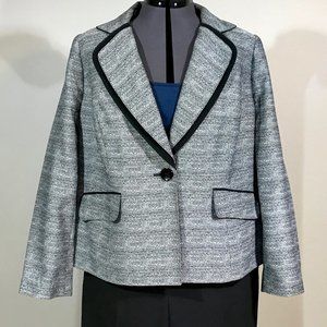 Jones Studio Black and White Lined Blazer
